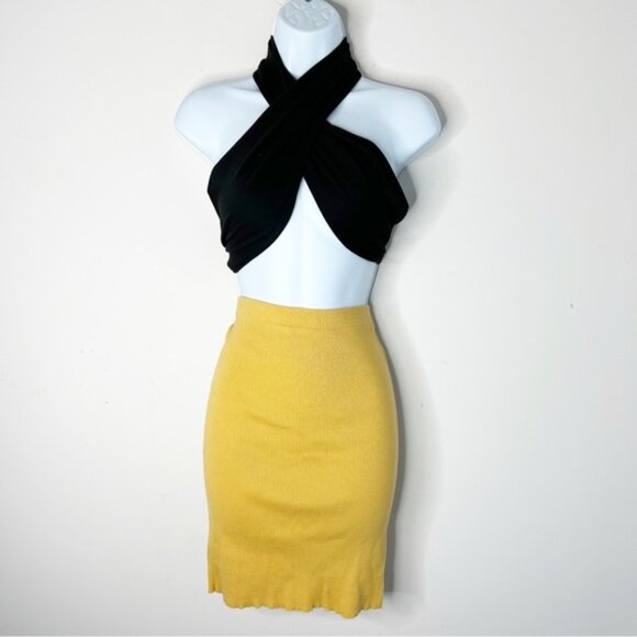 SHEIN Women’s Black Halter Wrap Top Blouse Cropped Size Small - Picture 4 of 10